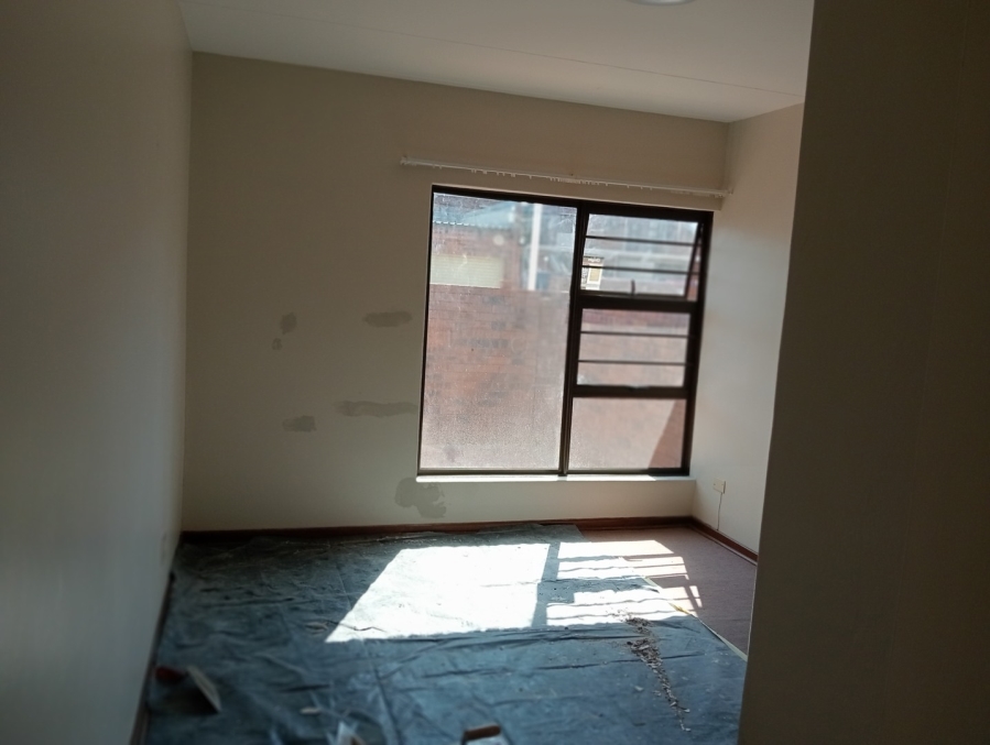 2 Bedroom Property for Sale in Langenhovenpark Free State